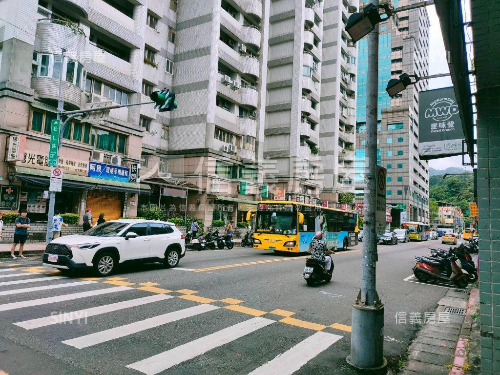 松仁路收租獨立出入口店辦房屋室內格局與周邊環境