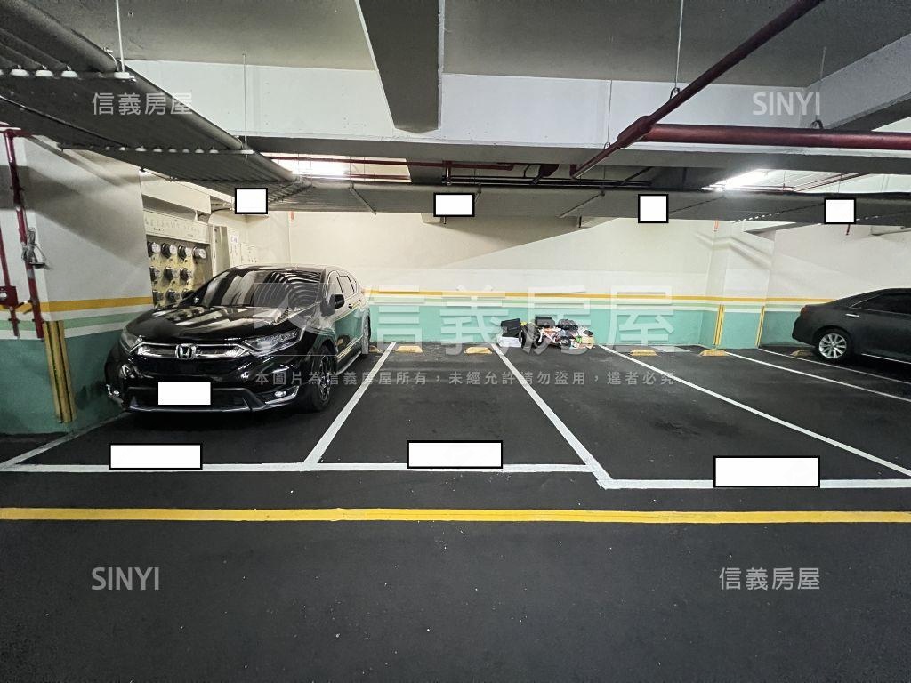 台北桂冠大四房車位房屋室內格局與周邊環境