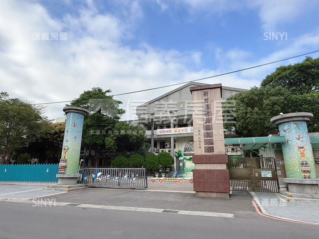 華興高樓採光大三房房屋室內格局與周邊環境