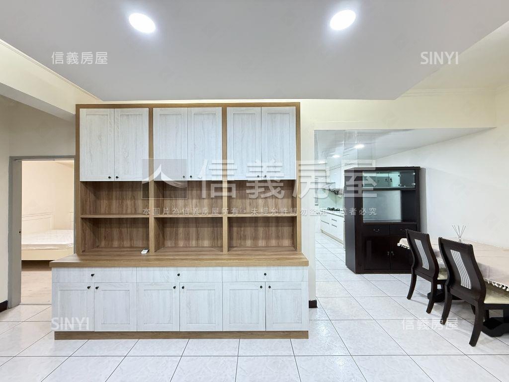近捷運浪漫美屋房屋室內格局與周邊環境