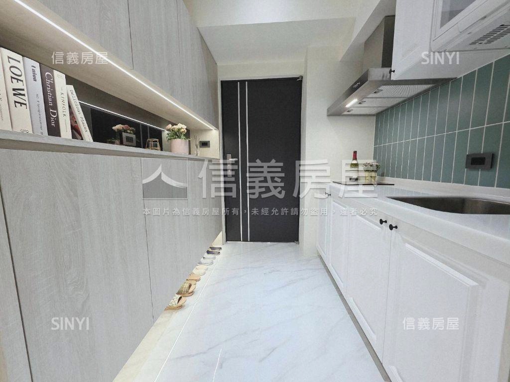 低總超美電梯兩房有陽台房屋室內格局與周邊環境