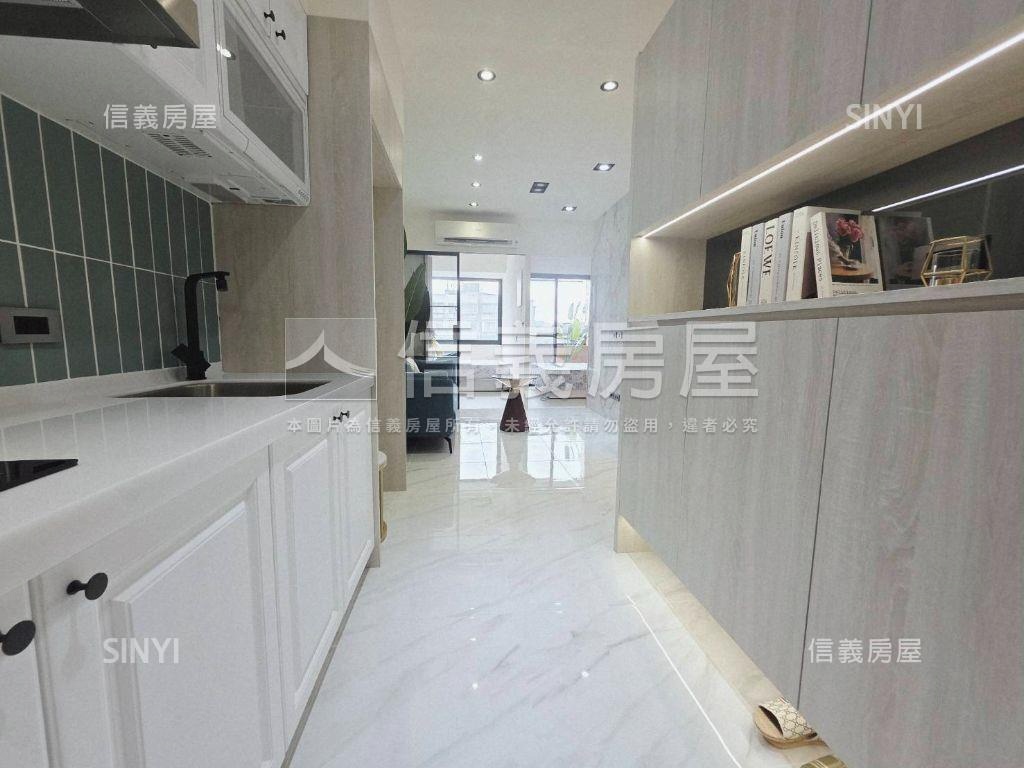 低總超美電梯兩房有陽台房屋室內格局與周邊環境