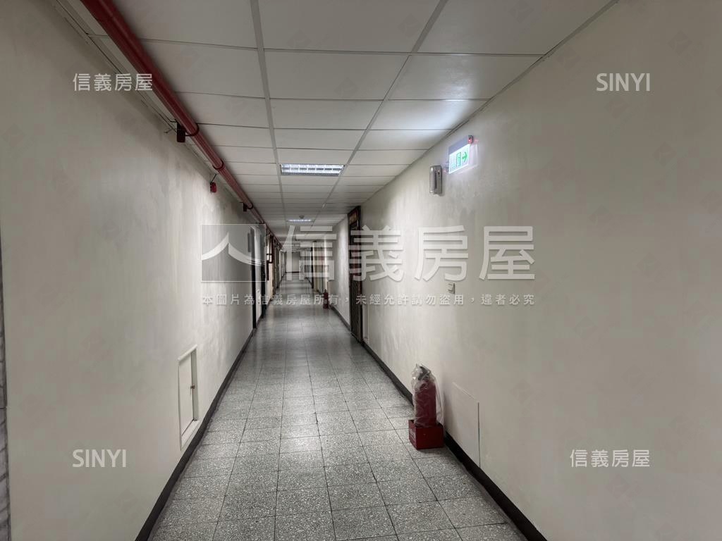 低總超美電梯兩房有陽台房屋室內格局與周邊環境