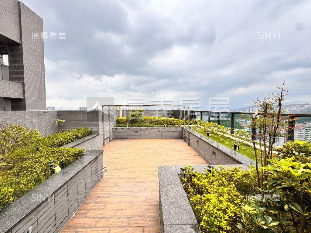 怡富宜家邊間三房車位房屋室內格局與周邊環境