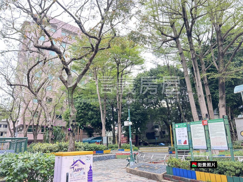 近公園格局好規劃公寓房屋室內格局與周邊環境