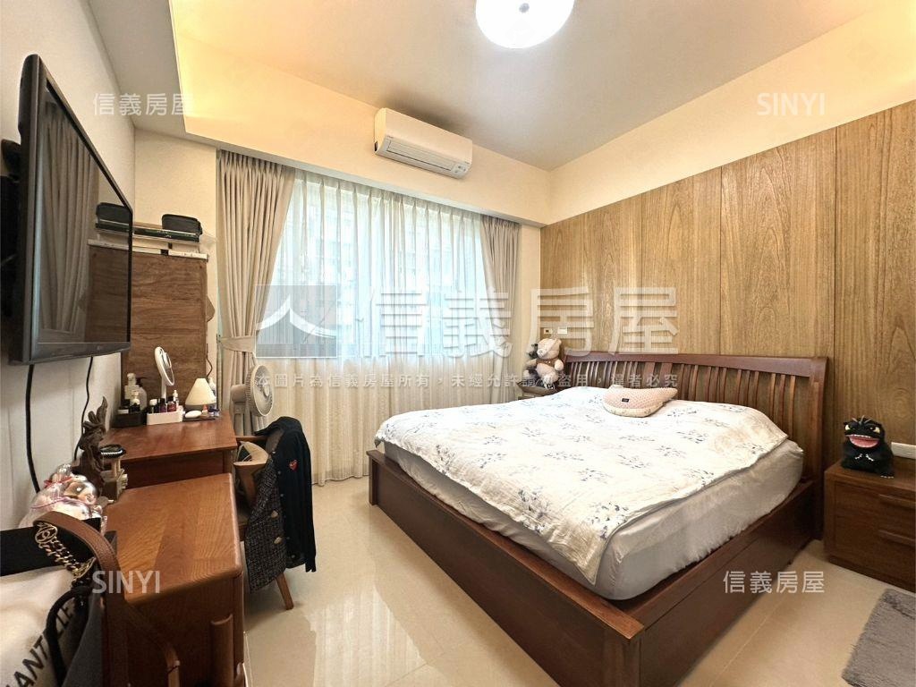 專任竹城新宿美三房車位房屋室內格局與周邊環境