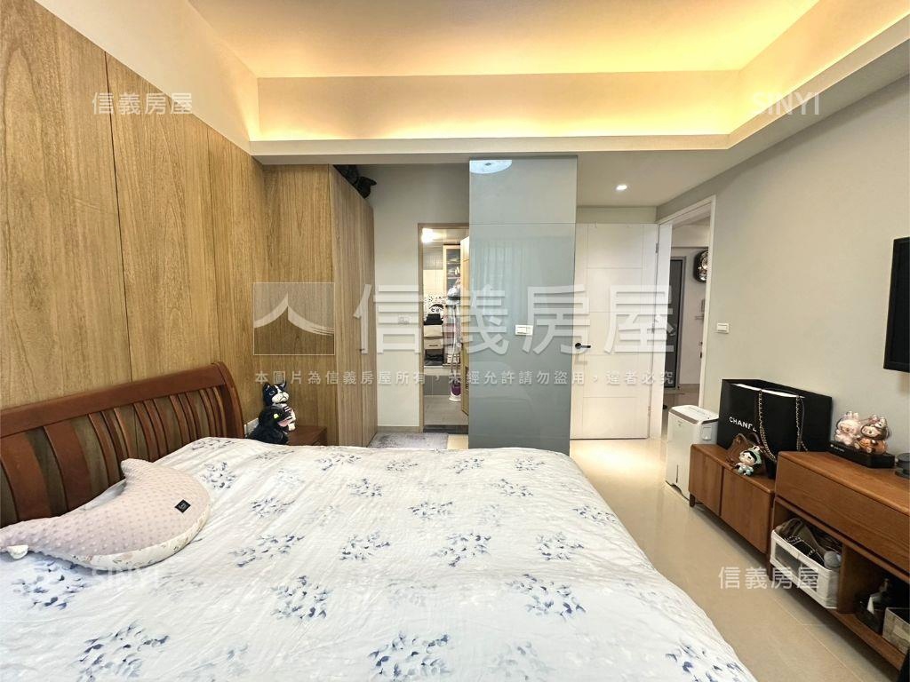 專任竹城新宿美三房車位房屋室內格局與周邊環境