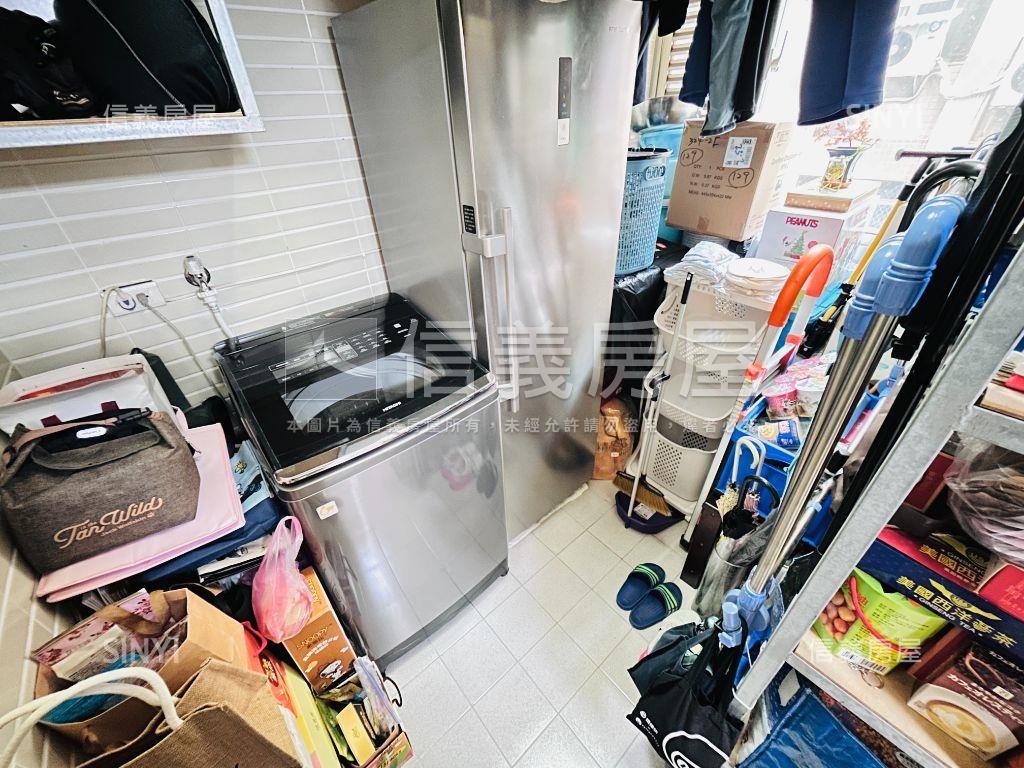 竹城新宿三房車位房屋室內格局與周邊環境