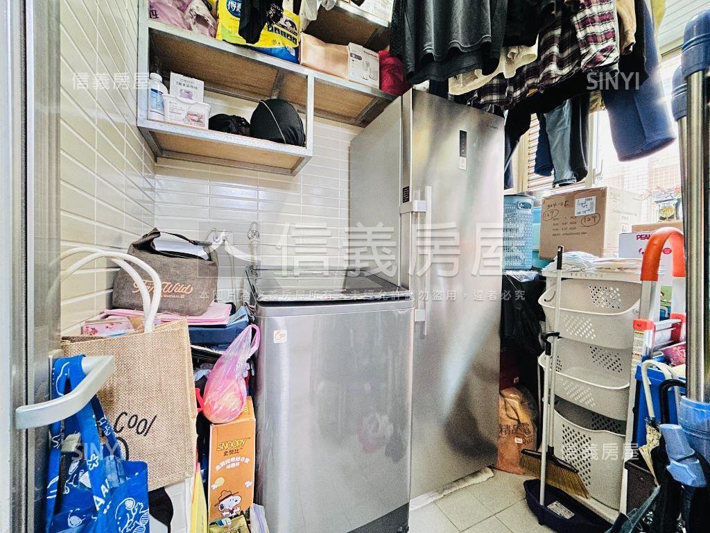 竹城新宿三房車位房屋室內格局與周邊環境