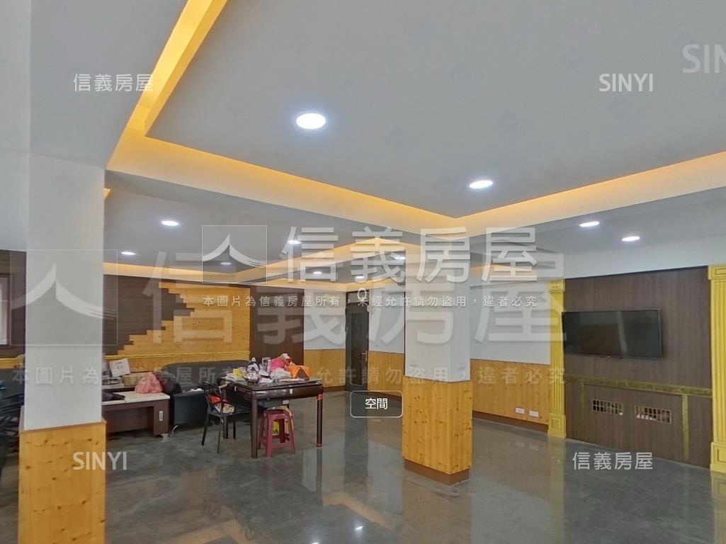 仁武角窗金店面房屋室內格局與周邊環境