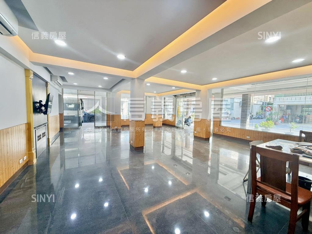 仁武角窗金店面房屋室內格局與周邊環境