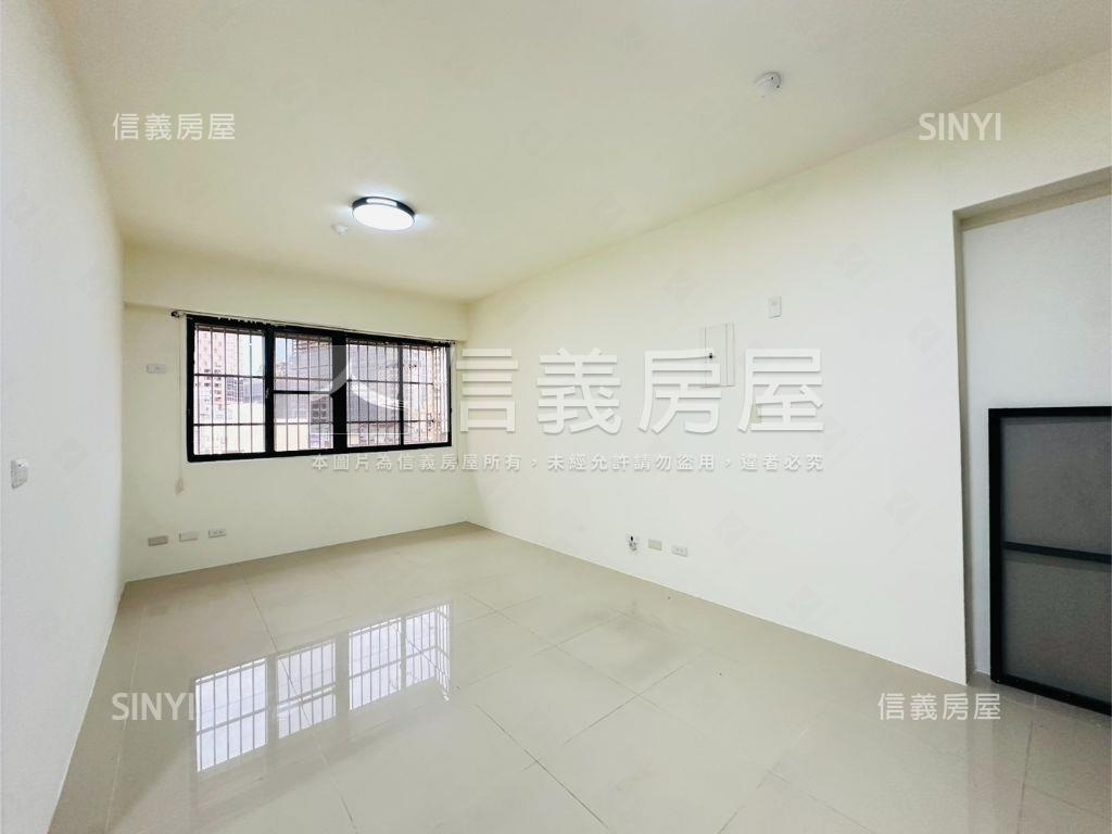 近喜來登輕鬆成家三房房屋室內格局與周邊環境