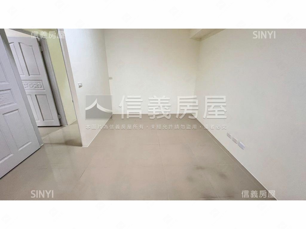 近喜來登輕鬆成家三房房屋室內格局與周邊環境