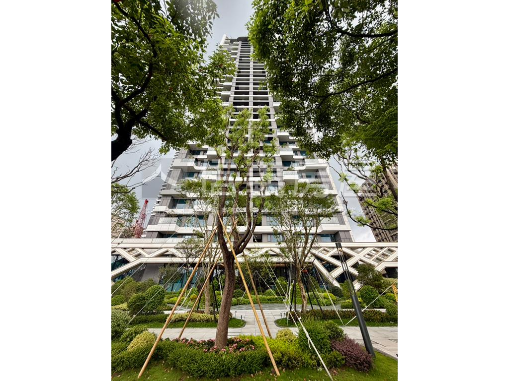 帝景２號高樓河景即將完工房屋室內格局與周邊環境