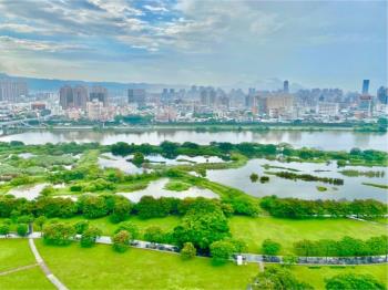 帝景２號高樓河景即將完工