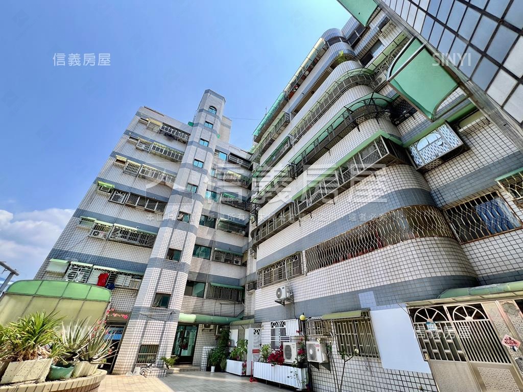 陽台進出質感採光正三房房屋室內格局與周邊環境
