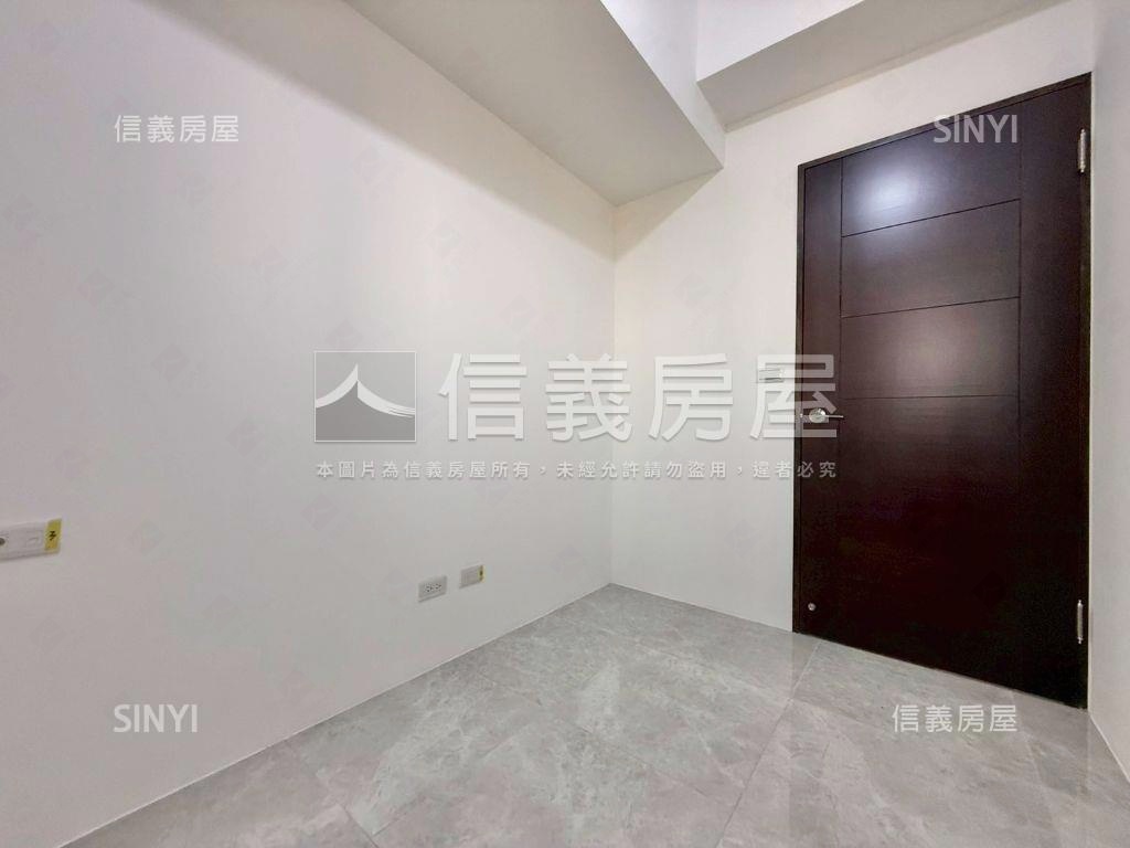 宇成植感高樓兩房平車房屋室內格局與周邊環境