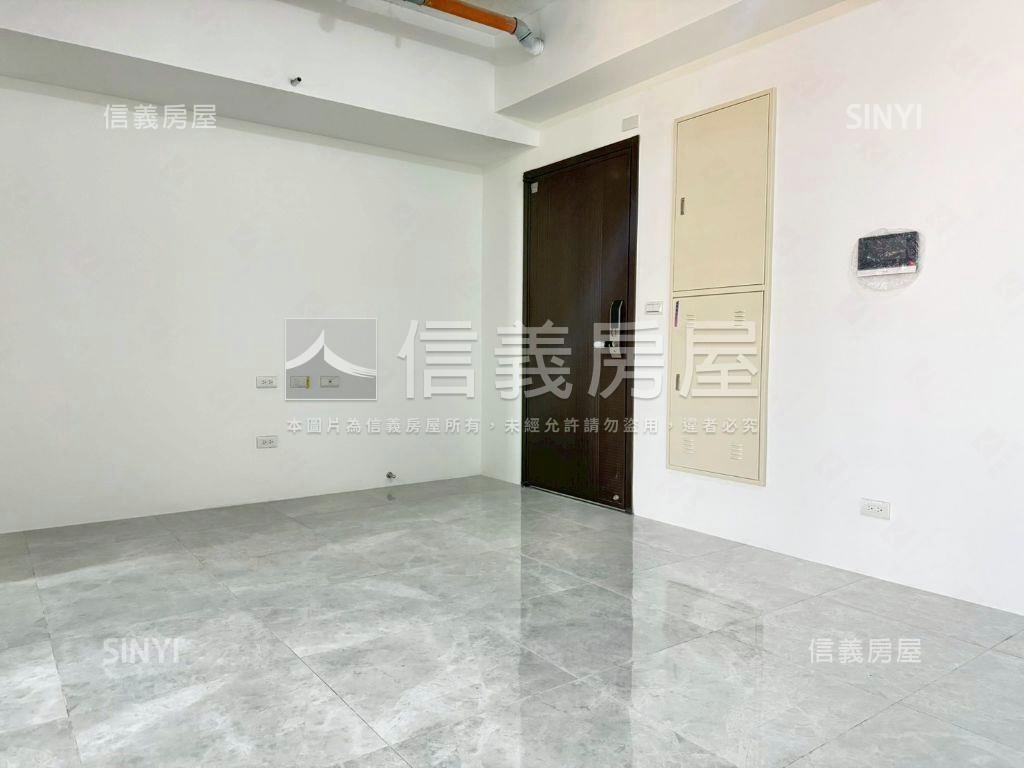 宇成植感高樓兩房平車房屋室內格局與周邊環境