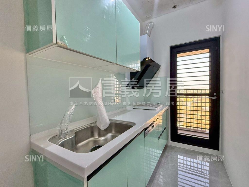 宇成植感高樓兩房平車房屋室內格局與周邊環境