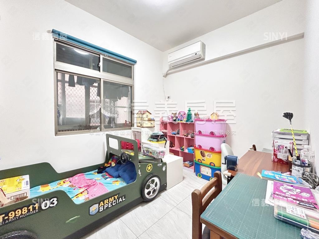 龍長吟３房車位房屋室內格局與周邊環境