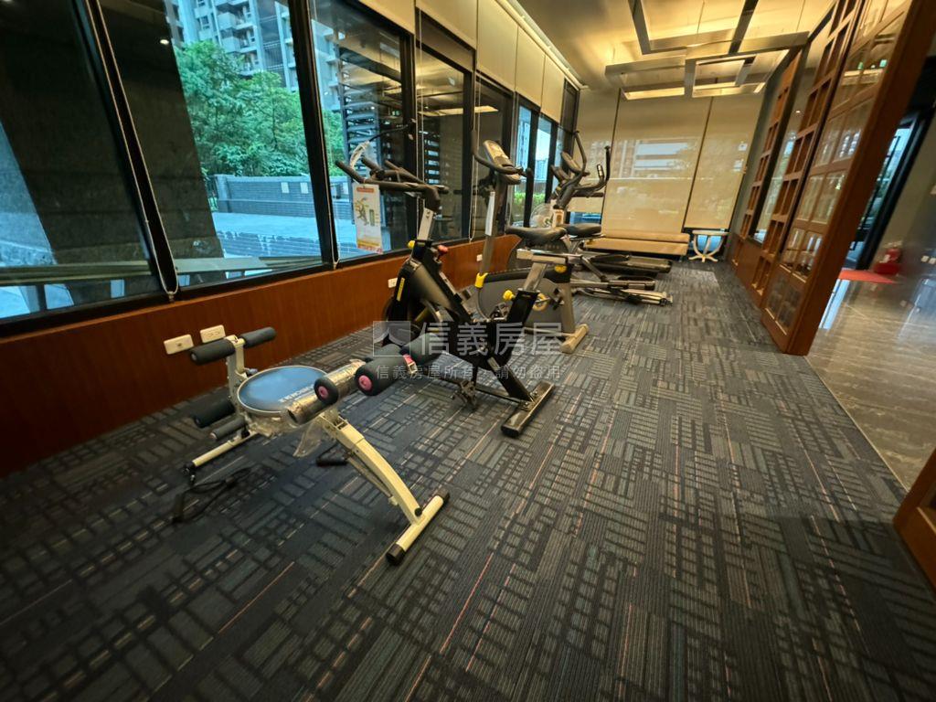 ★公園上璟三房雙衛浴開窗房屋室內格局與周邊環境