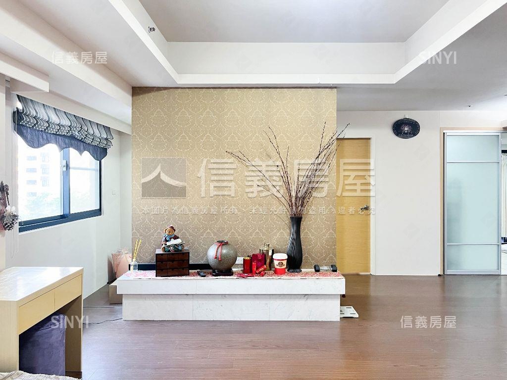 市政交響曲合併戶房屋室內格局與周邊環境