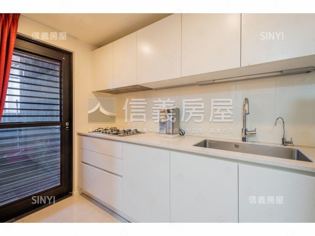 墨花香明亮邊間稀有兩房房屋室內格局與周邊環境