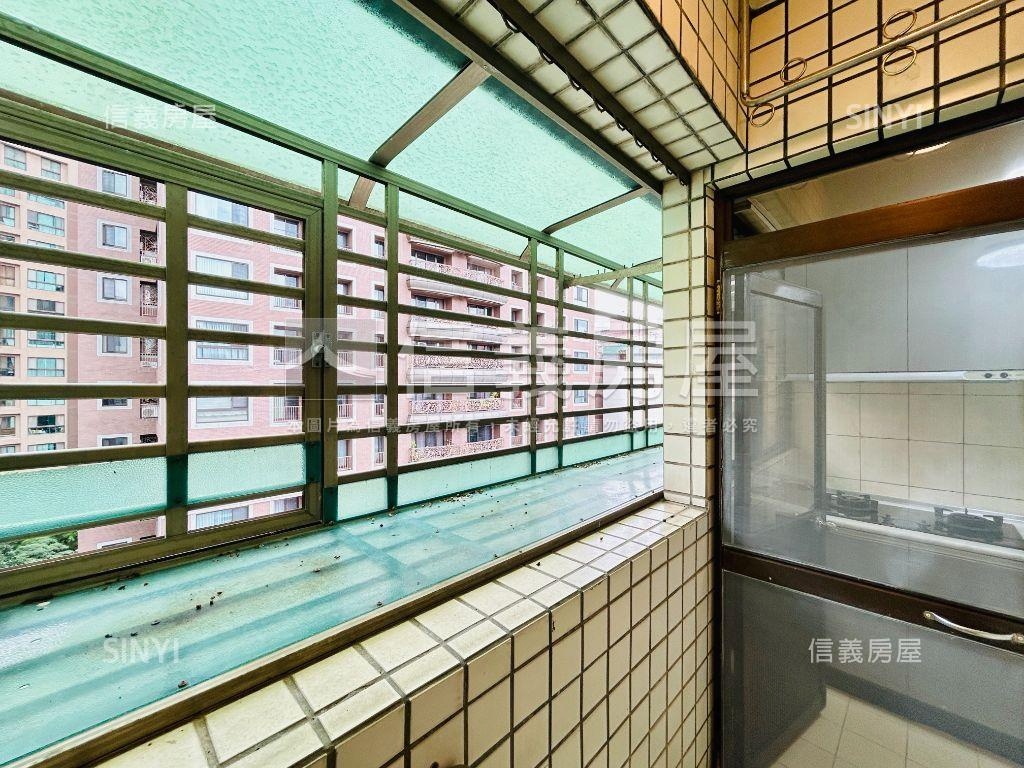 藝文特區採光佳四房房屋室內格局與周邊環境
