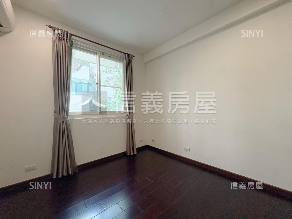 天母磺溪第一排綠景房屋室內格局與周邊環境