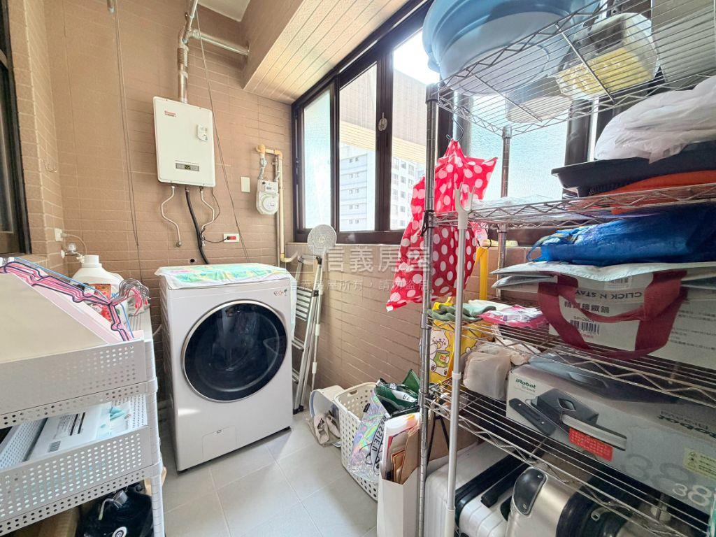 掬園兩房平車美裝潢房屋室內格局與周邊環境