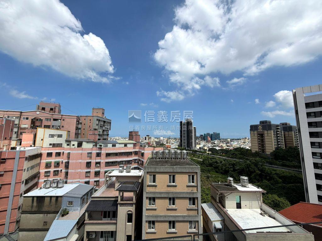 掬園兩房平車美裝潢房屋室內格局與周邊環境