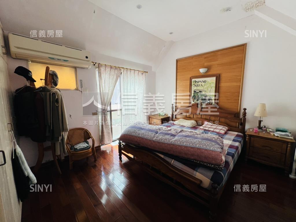 芝園面中庭景觀＋坡平車位房屋室內格局與周邊環境