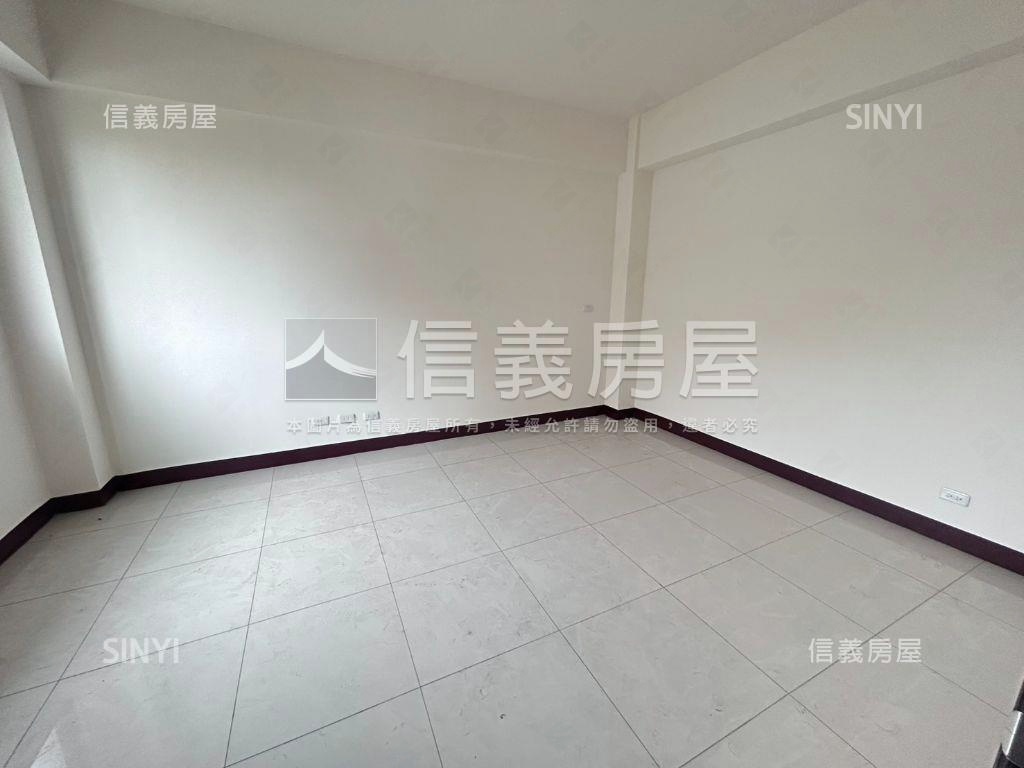 三賢公園旁電梯別墅房屋室內格局與周邊環境