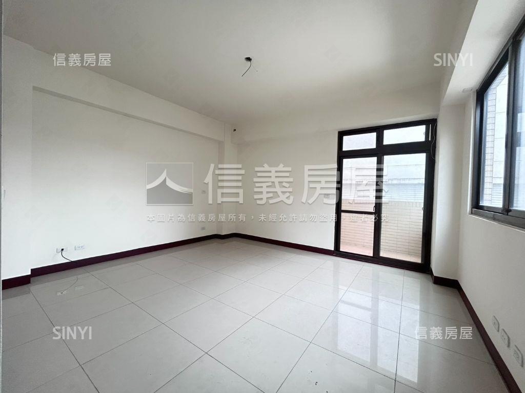 三賢公園旁電梯別墅房屋室內格局與周邊環境