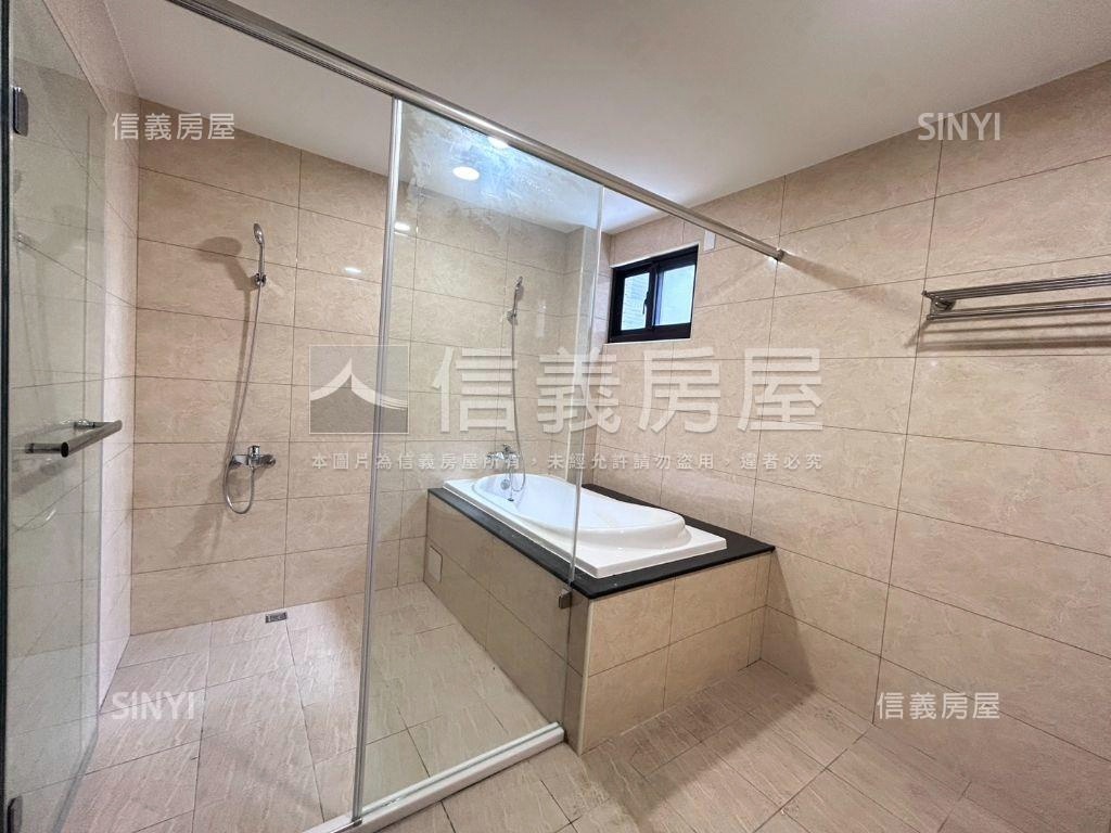 三賢公園旁電梯別墅房屋室內格局與周邊環境