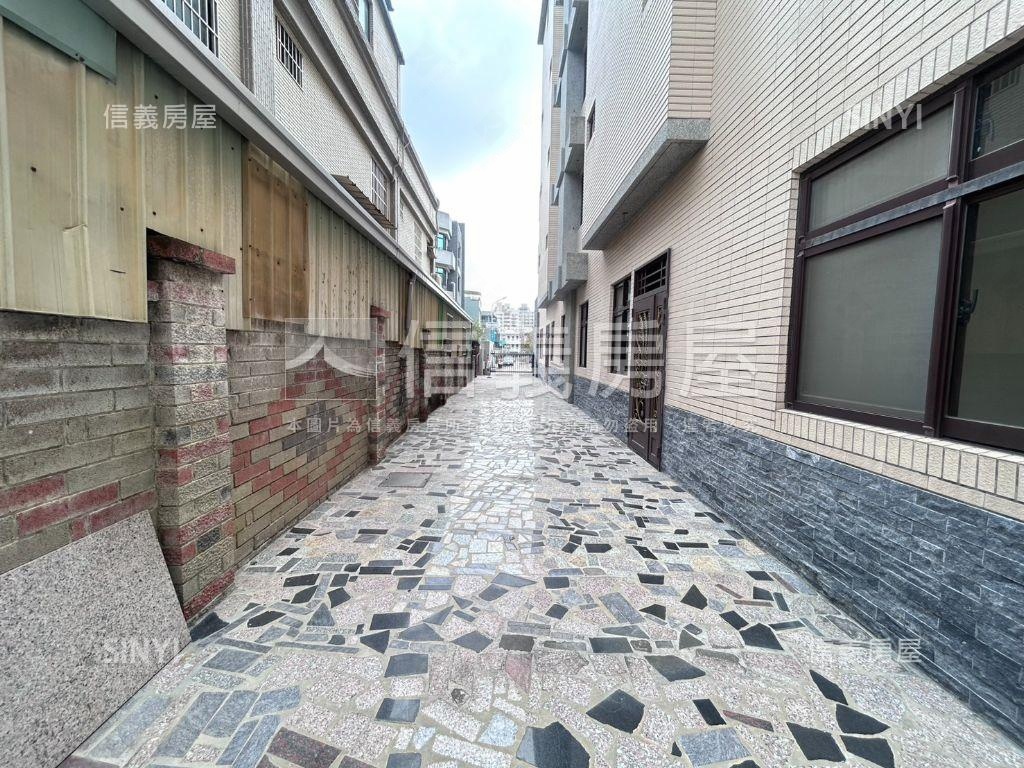 三賢公園旁電梯別墅房屋室內格局與周邊環境