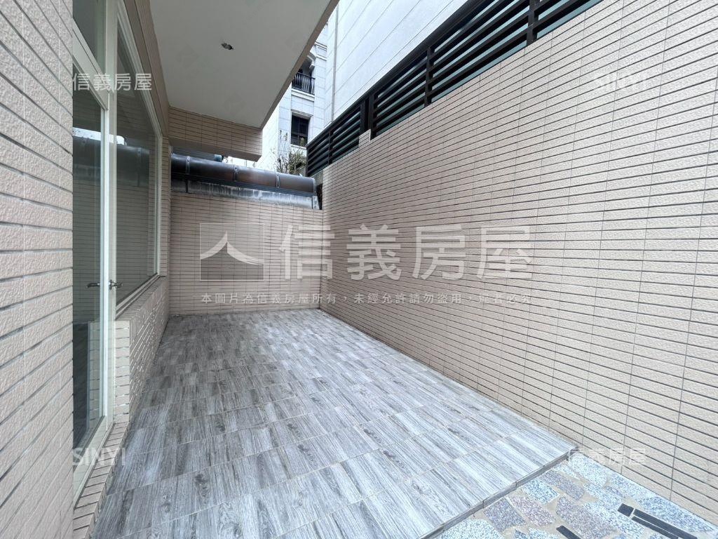 三賢公園旁電梯別墅房屋室內格局與周邊環境