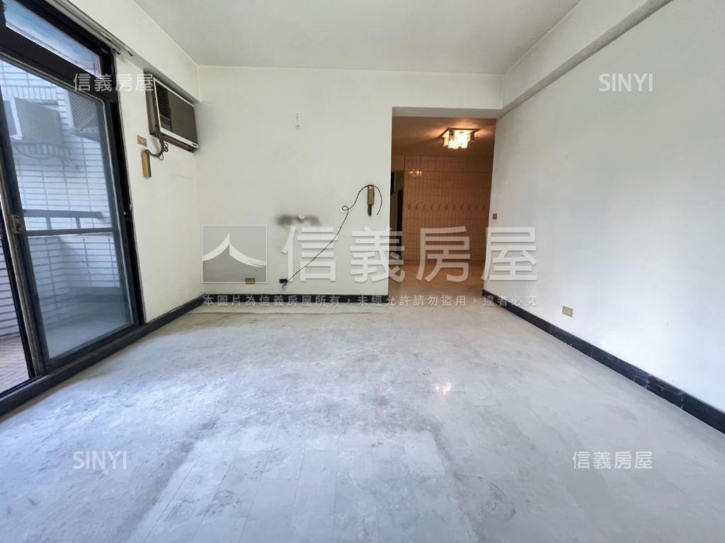 近捷運站四房公寓讚讚房屋室內格局與周邊環境