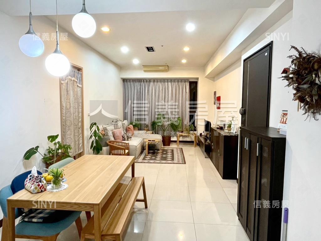 專任。竹城高樓三房車位房屋室內格局與周邊環境