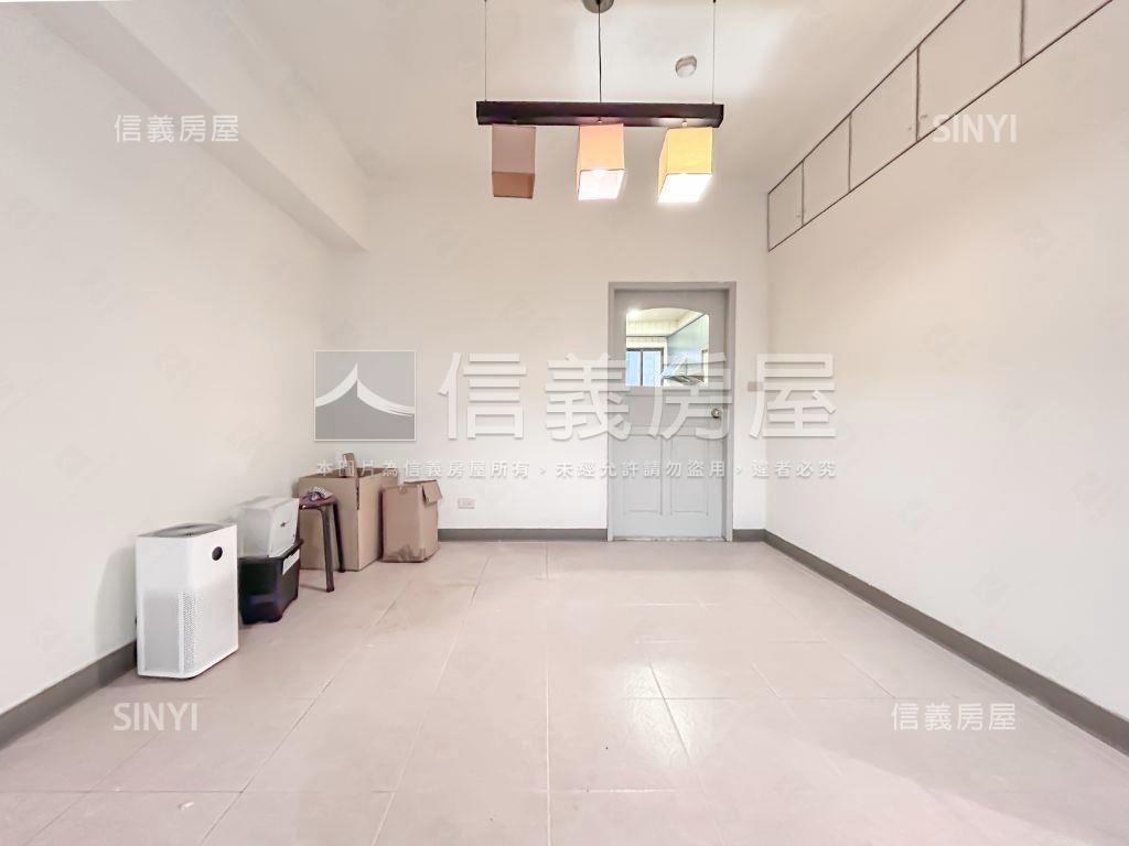 忠孝捷運雙併華廈房屋室內格局與周邊環境