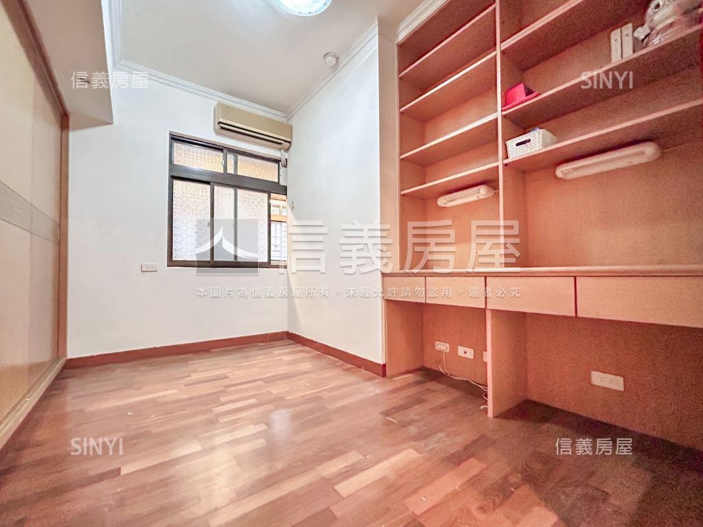 忠孝捷運雙併華廈房屋室內格局與周邊環境