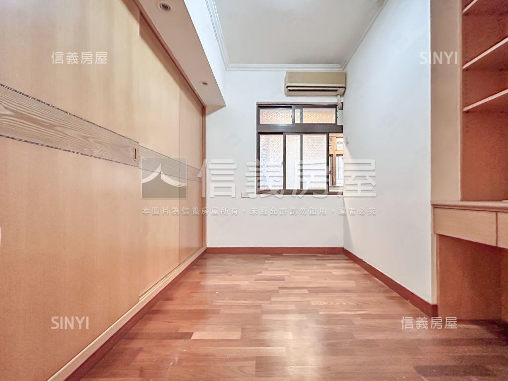 忠孝捷運雙併華廈房屋室內格局與周邊環境