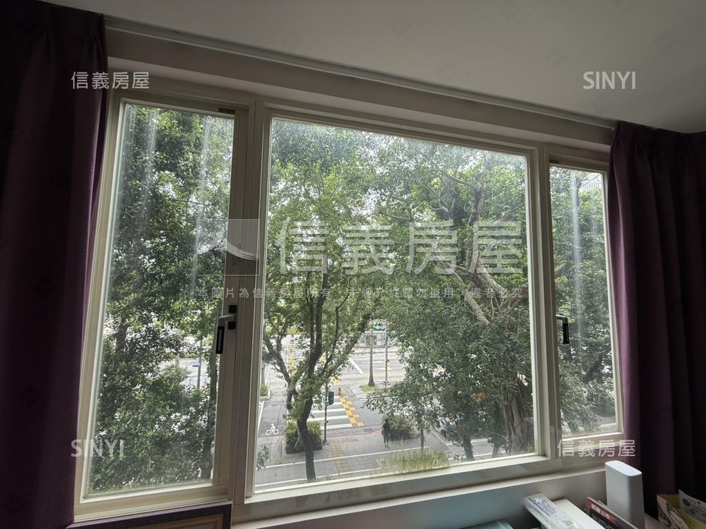 仁愛樹海景觀首席附坡車位房屋室內格局與周邊環境