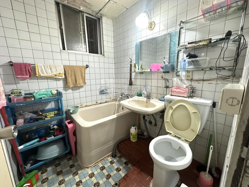 台北花園城一樓免爬梯美寓房屋室內格局與周邊環境