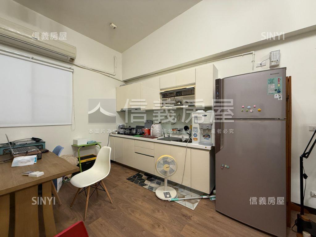 高鐵區穩定收租水琉璃店面房屋室內格局與周邊環境