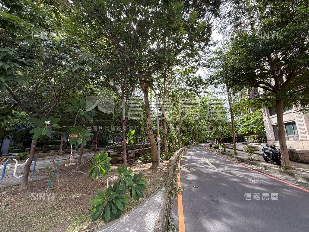 高鐵區穩定收租水琉璃店面房屋室內格局與周邊環境