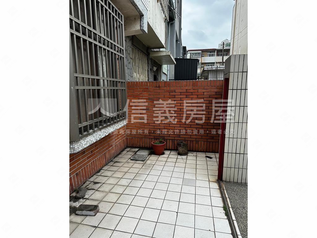 大連路大面寬別墅房屋室內格局與周邊環境