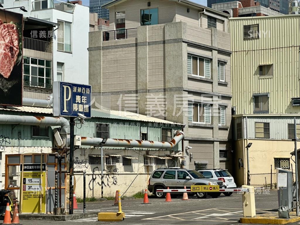 亞灣漢神．近輕軌小資宅房屋室內格局與周邊環境