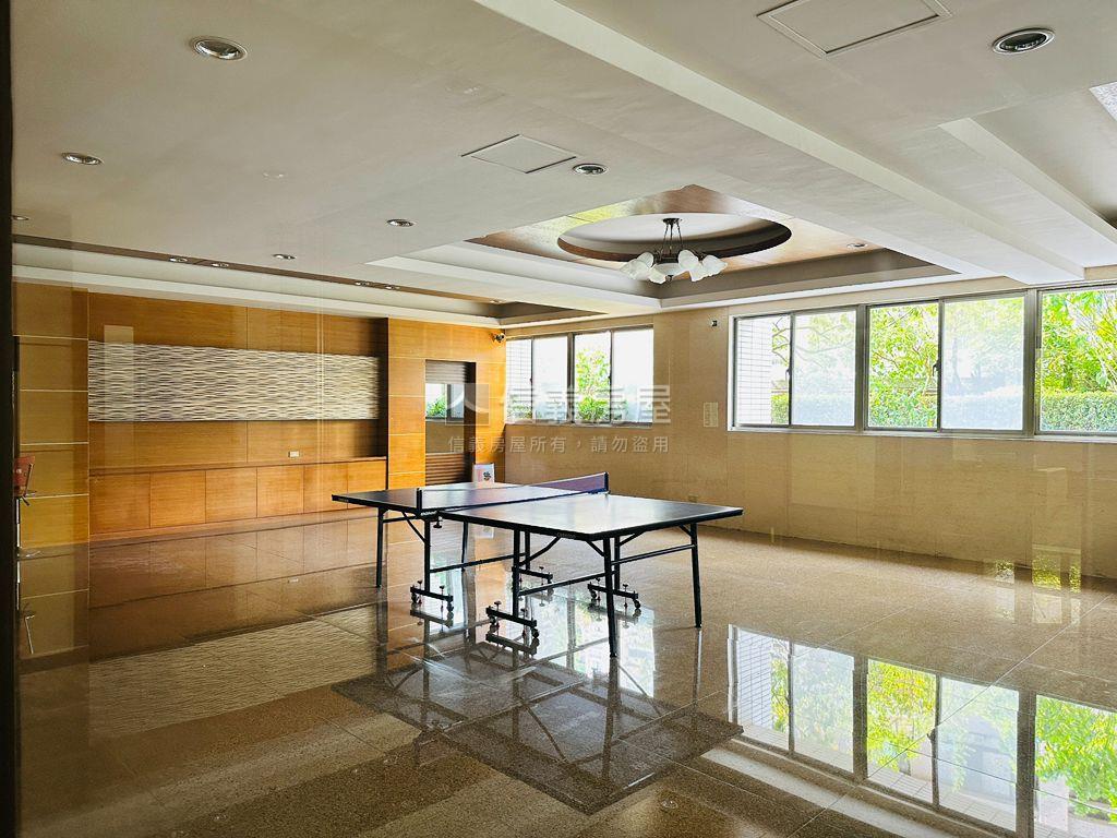 磅礡美景～稀有邊間２房房屋室內格局與周邊環境