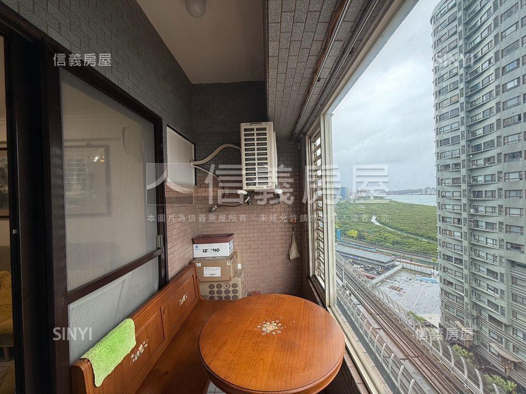 專任山海大地首景房屋室內格局與周邊環境
